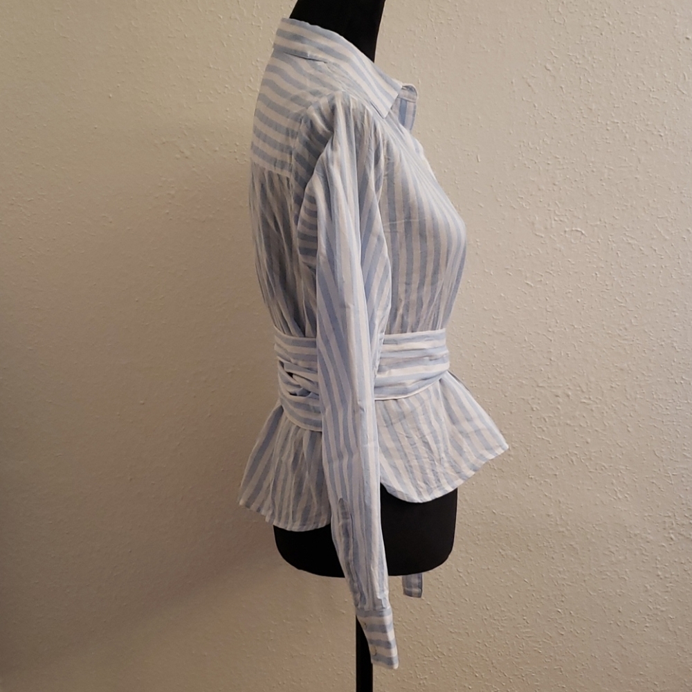 Gap Button Down Blouse Like New - image 3